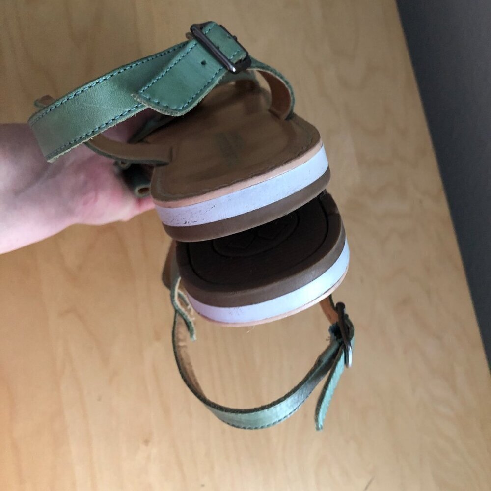 Naturalizer Green Leather Strappy Sandals - Picture 10 of 10